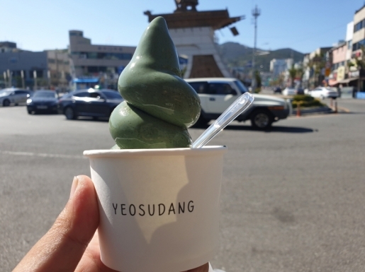 ���� ����4