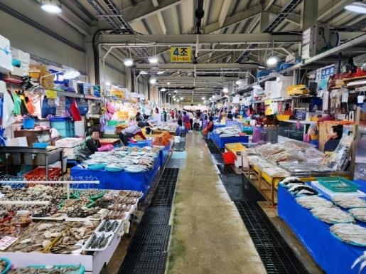 ���� ����4