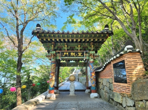 ���� ����4